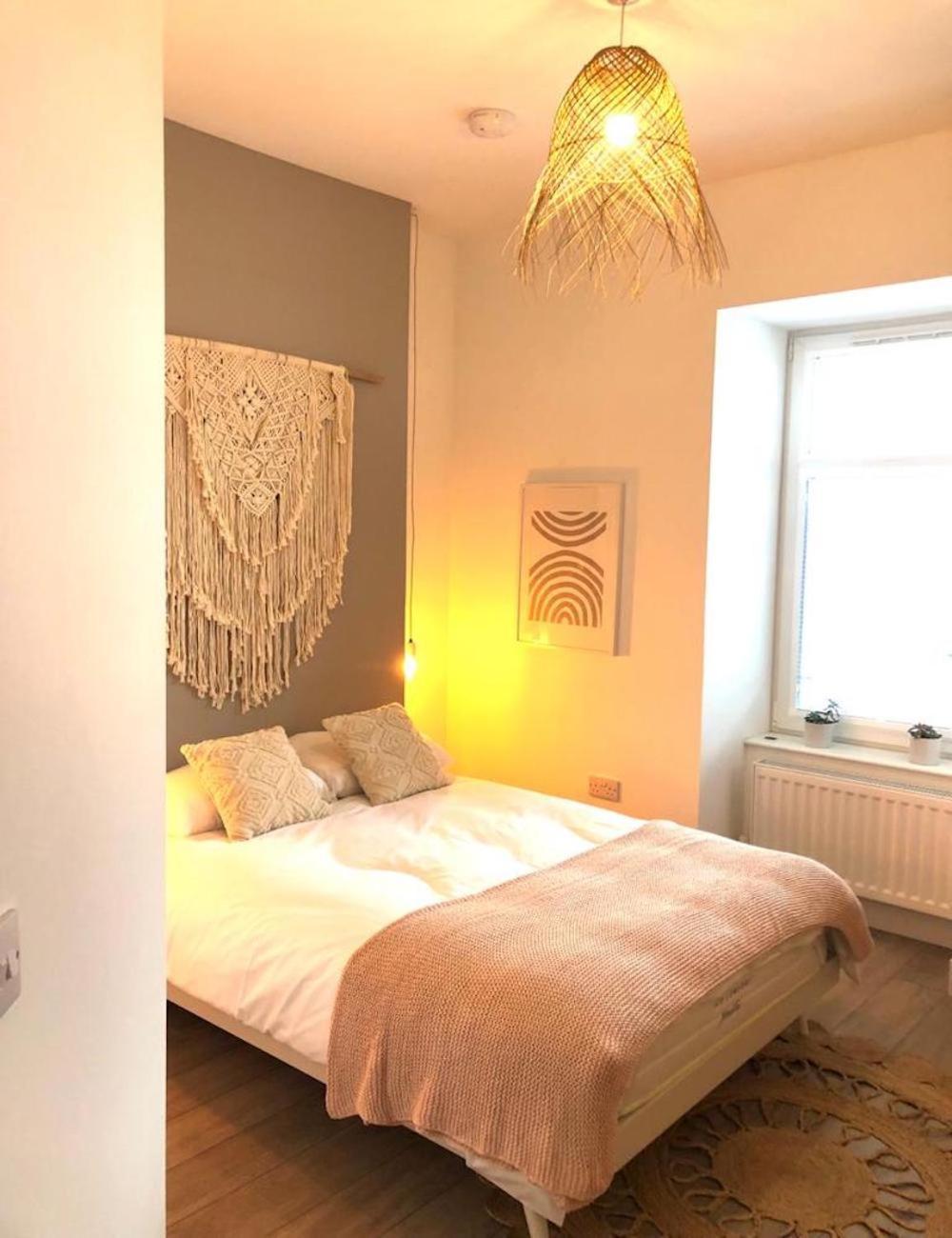 See Our Amazing Score At The Kepties - 5 X Luxurious Serviced Apartments - With Gardens - Fully Equipped - Free Parking - By Orion Short Stays - See Our Other Individual Listings --- This Is For Brand Awareness Only --- Арброт Екстериор снимка
